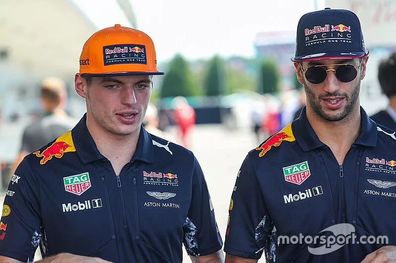 Max Verstappen, Red Bull Racing y Daniel Ricciardo, Red Bull Racing