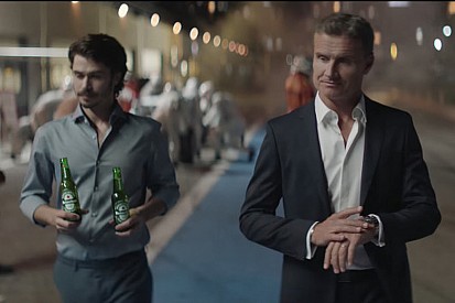 Heineken zet 'More Than A Race'-commercial met Coulthard online