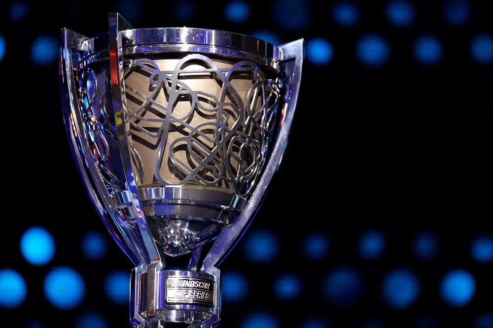 Trofeo de campe&oacute;n de la NASCAR Cup Series