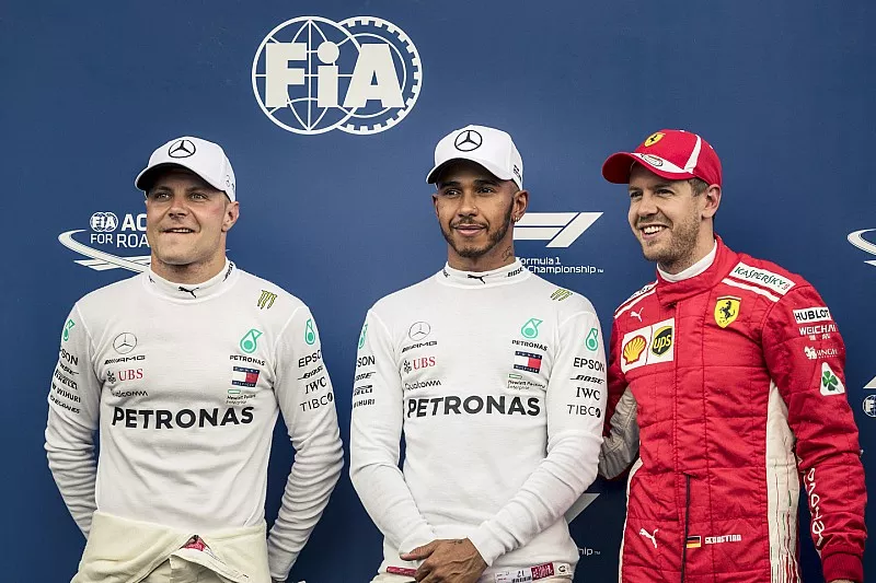 Valtteri Bottas, Mercedes-AMG F1, Lewis Hamilton, Mercedes-AMG F1 ve Sebastian Vettel, Ferrari