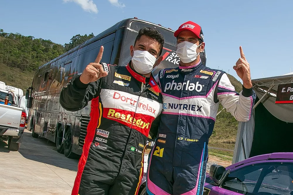 Rapha Teixeira e Thiago Camilo