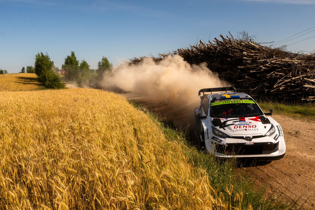 Oliver Solberg vainqueur surprise du Rallye d'Estonie