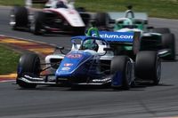 Com direito a ultrapassagem por fora, Collet vence pela Indy NXT em Road America
