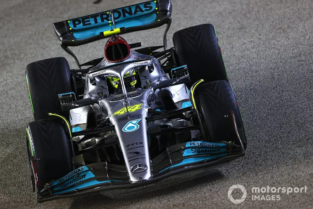 Lewis Hamilton, Mercedes W13