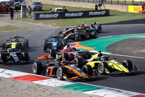 ¿Debería la F2 introducir una regla para el límite de años de los pilotos?