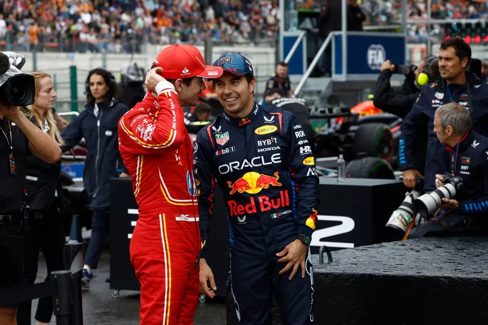 Charles Leclerc, Scuderia Ferrari, Sergio Perez, Red Bull Racing