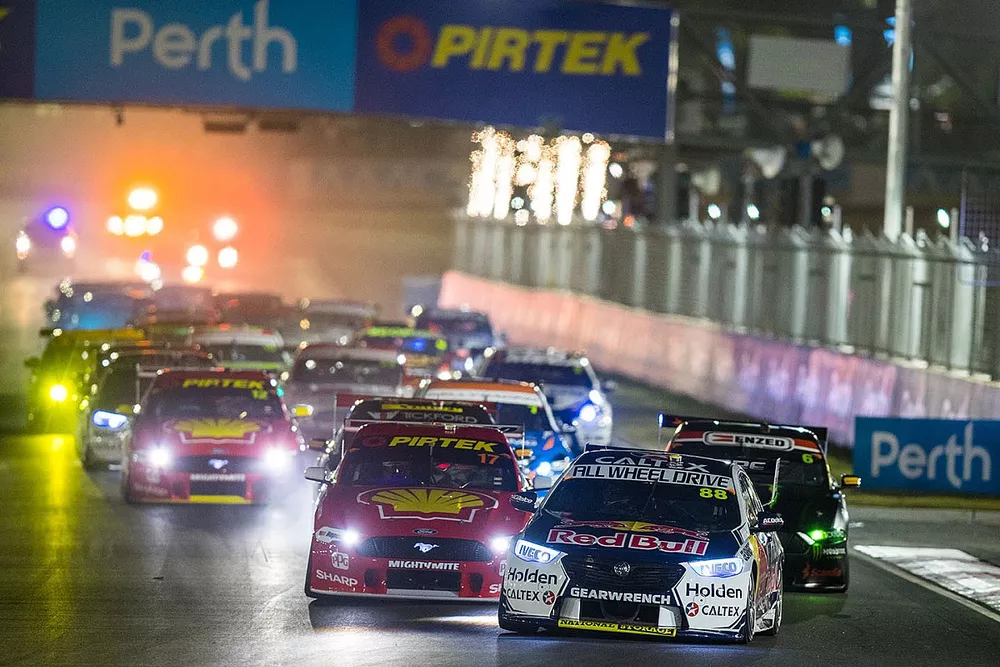 Jamie Whincup, Triple Eight Race Engineering Holden