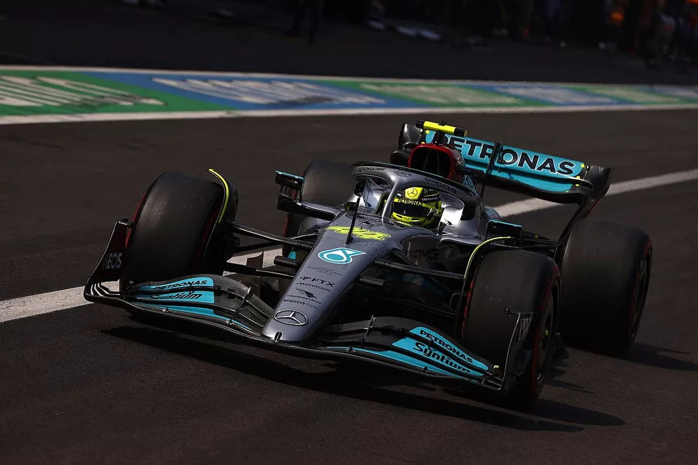 Lewis Hamilton, Mercedes W13