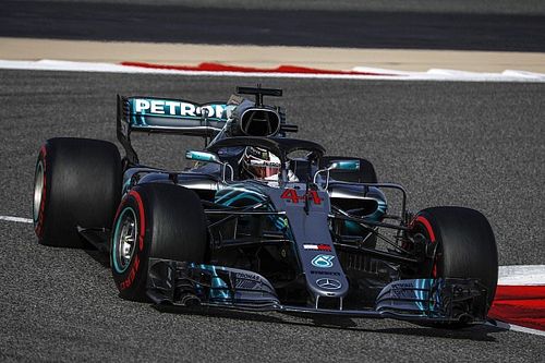 Hamilton no encuentra razones para el ritmo de Mercedes en Bahrein