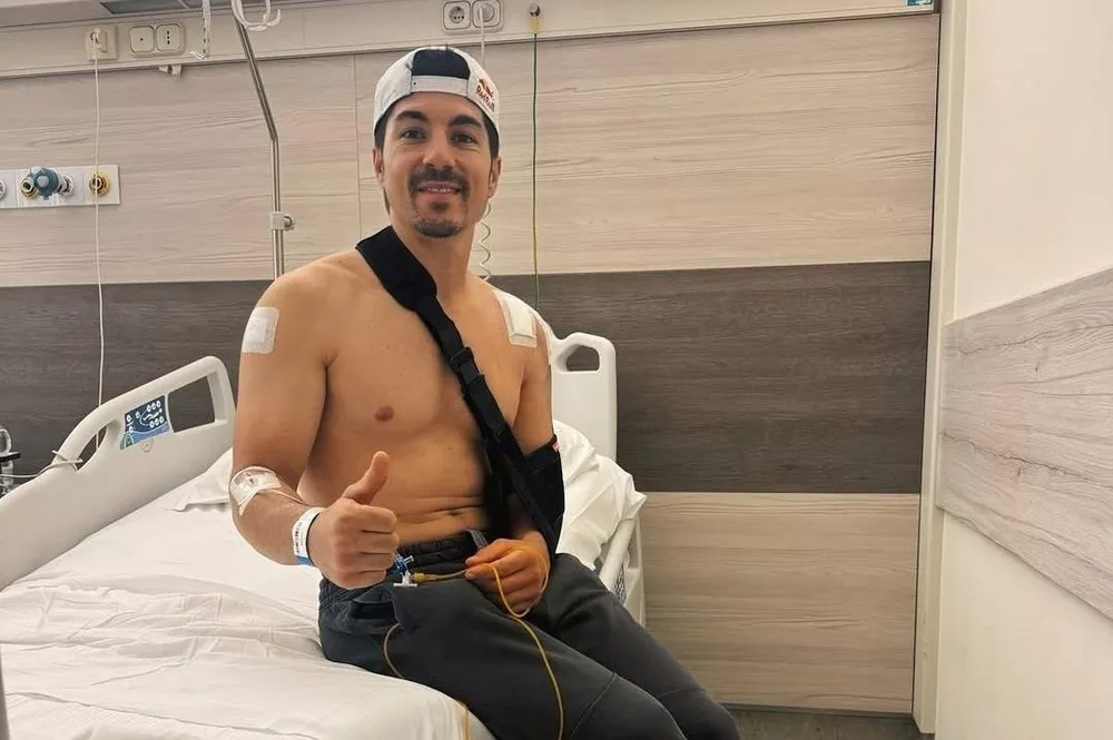 Maverick Viñales, operación