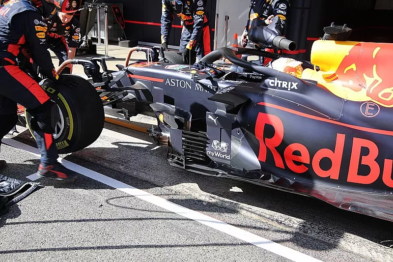 Red Bull Racing RB16 side