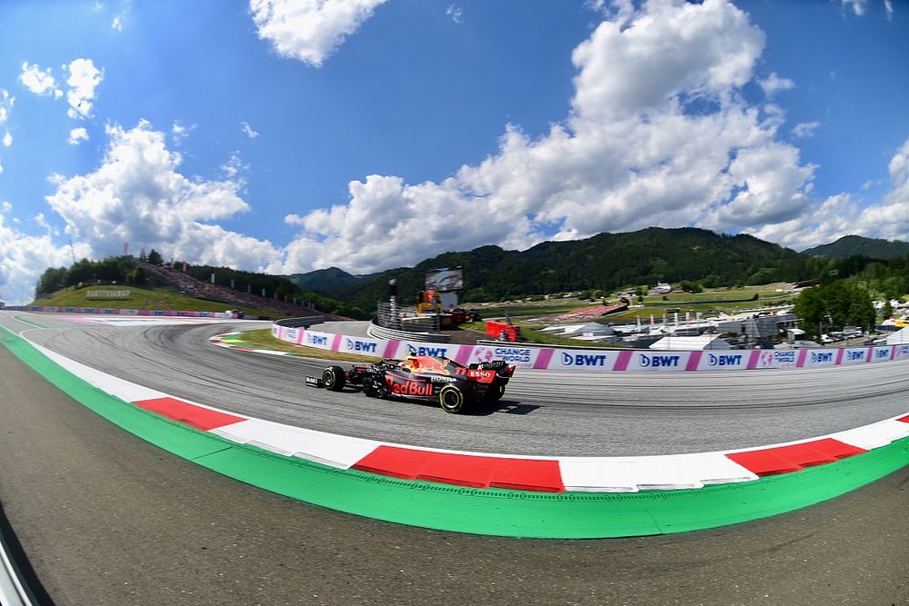 Sergio P&eacute;rez, Red Bull Racing RB16B