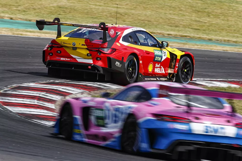 Sheldon van der Linde, Schubert Motorsport BMW M4 GT3
