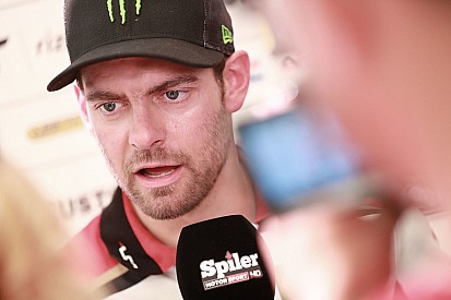 Crutchlow boos op wedstrijdleiding: “Rood geen mooie kleur?”