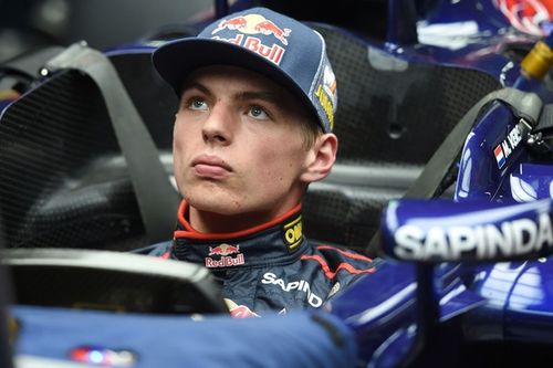 La aventura de Verstappen en Nordschleife evoca su hist&oacute;rico debut en la F1 en Suzuka