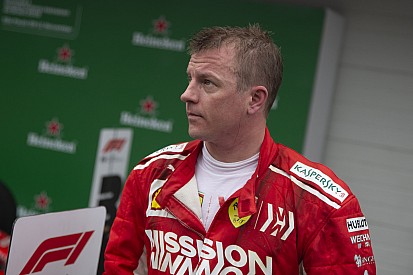 Más de la mitad de los libros de Haikus de Raikkonen ya están vendidos