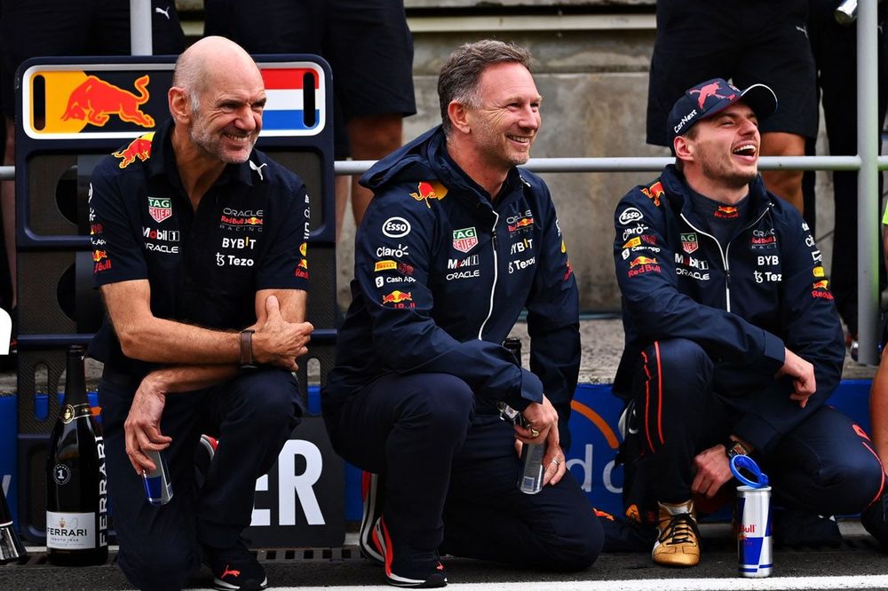Ganador Max Verstappen, Red Bull Racing, Christian Horner, director del equipo Red Bull Racing, Adrian Newey, jefe de tecnología de Red Bull Racing
