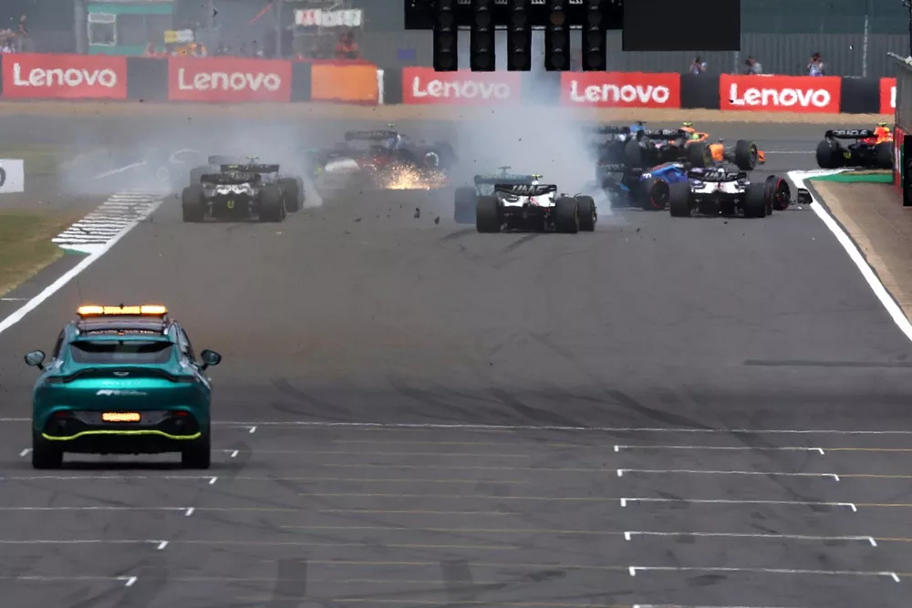 crash at start of race