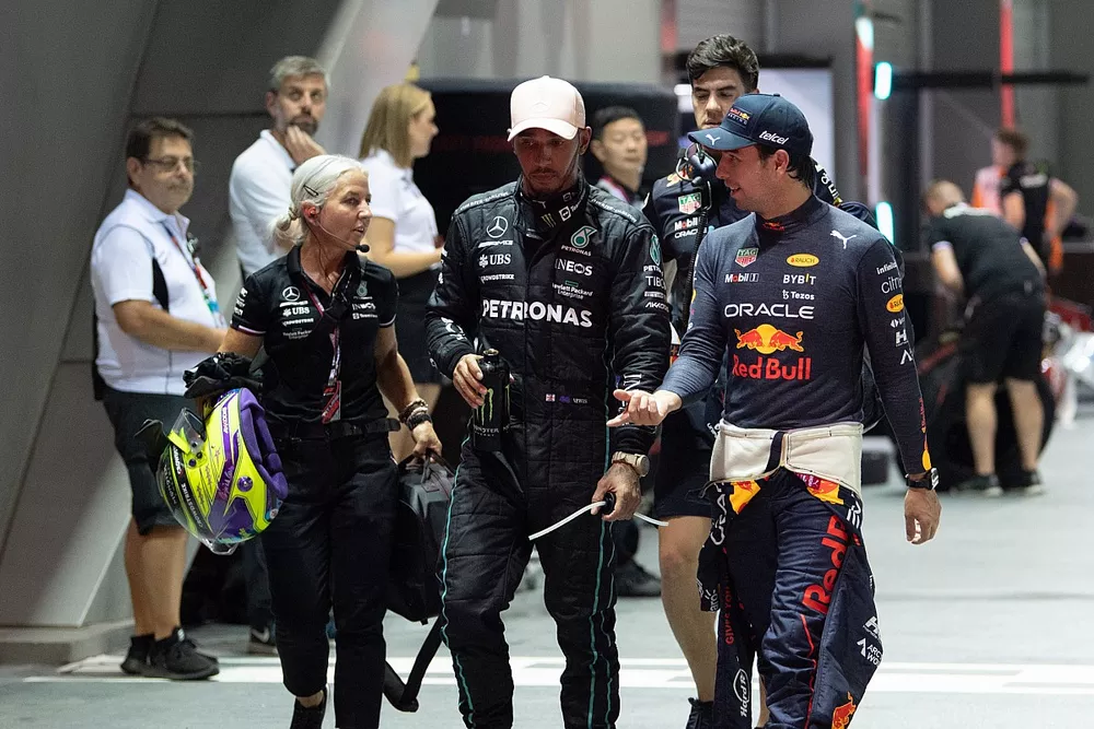 Angela Cullen, Physiotherapist, Mercedes AMG, Lewis Hamilton, Mercedes AMG, Sergio Perez, Red Bull Racing
