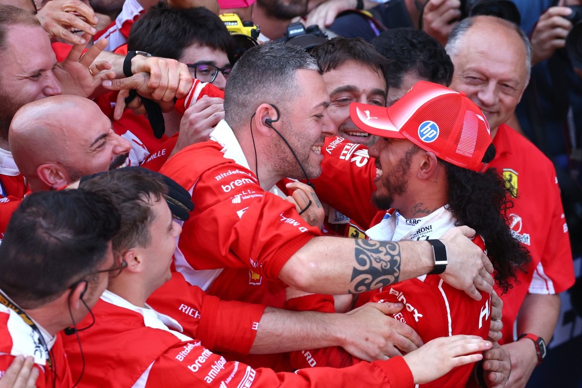 Hamilton explica su resurgimiento en Ferrari: "Los cambios que pedí ya están hechos"
