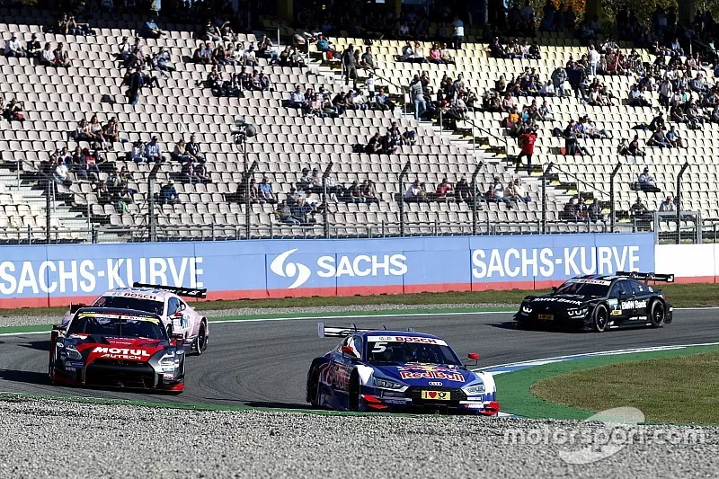 Super GT and DTM demo run