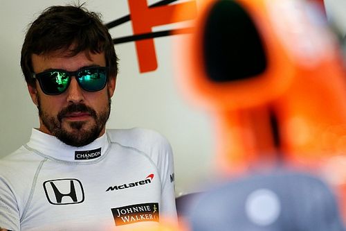 Alonso, en el laberinto de McLaren