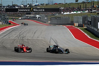 Hamilton: surpreso por Vettel não ter se defendido