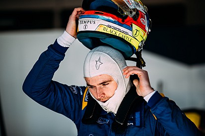 Юніор Williams дебютує в перегонах GT