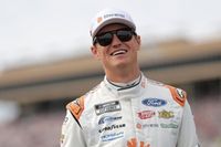 Zane Smith logra su primera pole en la NASCAR Cup con una vuelta monstruosa en Talladega