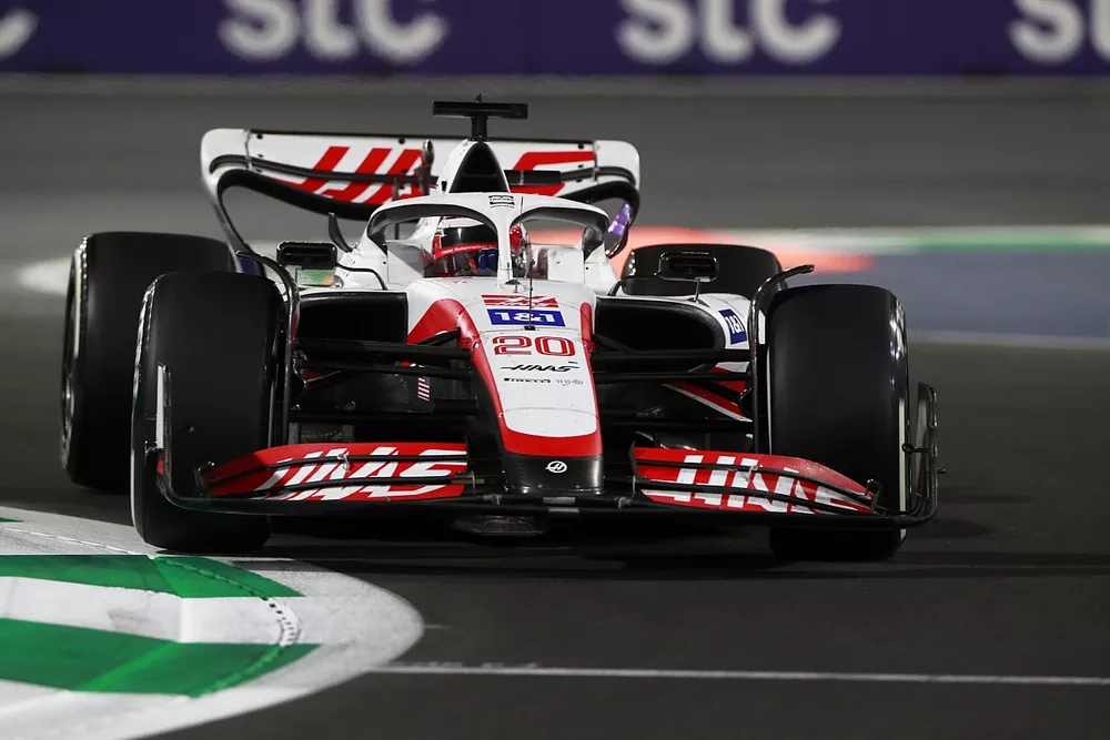 Kevin Magnussen, Haas VF-22