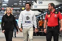 Sainz espera una lucha "divertida" contra Mercedes F1 y apunta a 2024