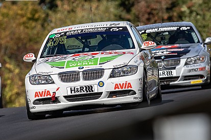 Emir Aşarı VLN8'de podyumda!