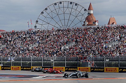 "Bin nicht böse": Hamilton verzeiht Vettel riskantes Verteidigungsmanöver