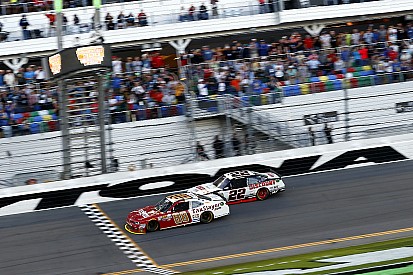 Xfinity: Chase Elliott gewinnt Generalprobe in Daytona
