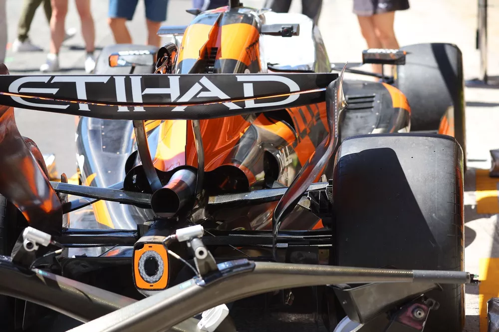 Detalle t&eacute;cnico del McLaren MCL40