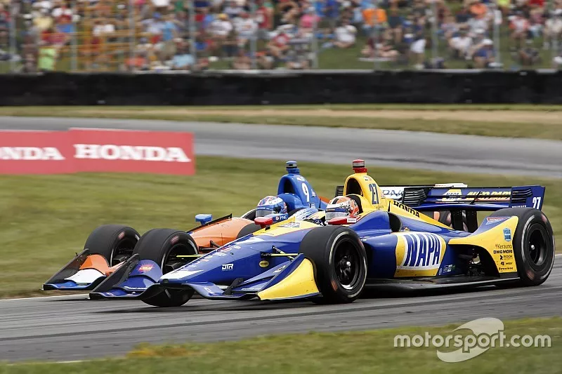 Alexander Rossi, Andretti Autosport Honda, Scott Dixon, Chip Ganassi Racing Honda