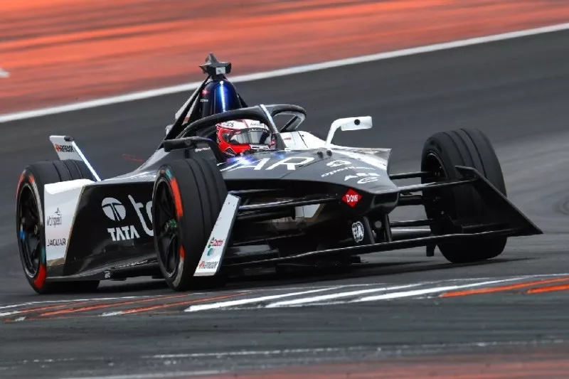 Formel-E-Test Valencia: Mitch Evans gibt wieder das Tempo vor