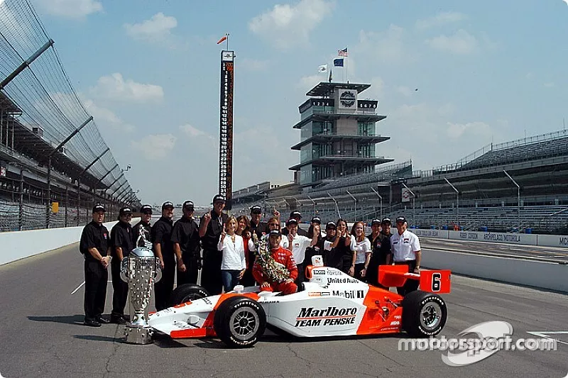 Race winner Gil de Ferran with Team Penske