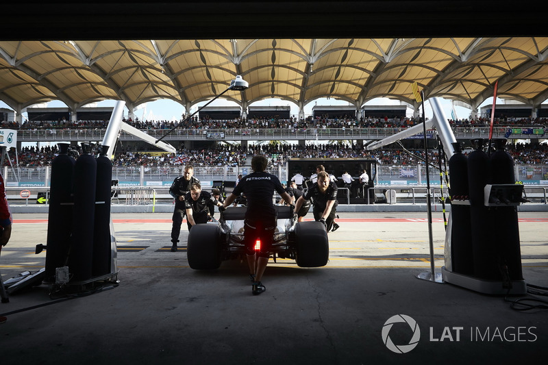 Валттері Боттас, Mercedes AMG F1 W08
