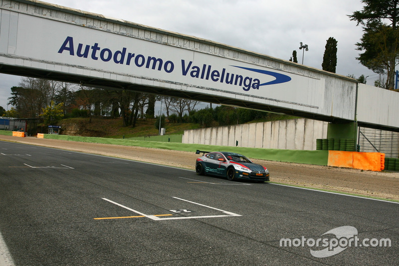 Lucas di Grassi test de Tesla van Electric GT