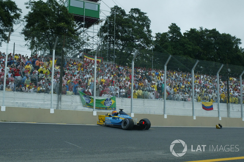 Fernando Alonso, Renault Renault F1 Team R23, choque