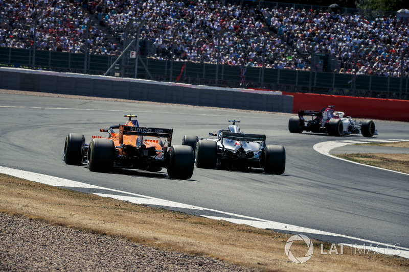 Стоффель Вандорн, McLaren MCL33, Льюіс Хемілтон, Mercedes AMG F1 W09