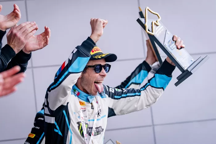 #46 Equipo WRT, BMW M4 GT3 EVO: Valentino Rossi, Raffaele Marciello, Augusto Farfus 
