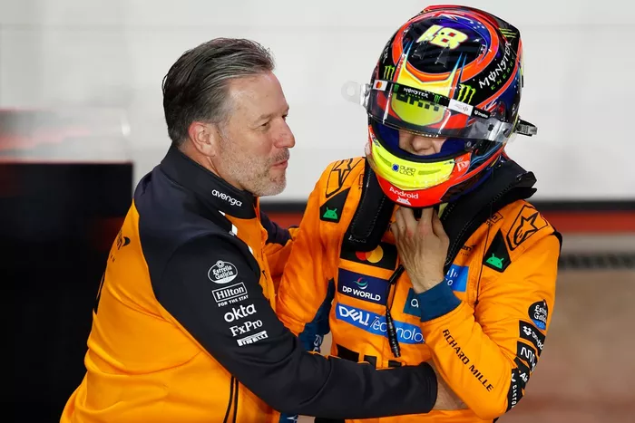 Oscar Piastri, McLaren, Zak Brown, McLaren