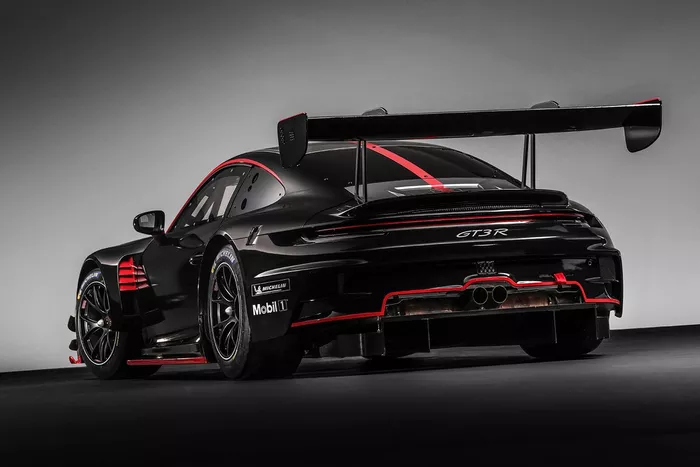 Porsche 911 GT3-R