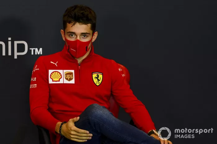 Charles Leclerc, Ferrari en la conferencia de prensa