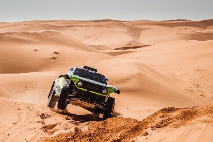 #223 X-Raid Mini John Cooper Works Rally Mini: Sebastian Halpern, Bernardo Graue