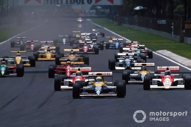 Arrancada Ricardo Patrese, Williams FW13B 