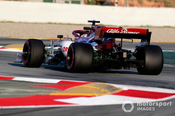15º Kimi Raikkonen, Alfa Romeo Racing C39: 1:17.091 (con neumáticos C5 en la semana 1)
