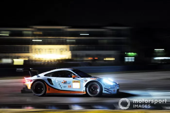 #86 Gulf Racing Porsche 911 RSR: Michael Wainwright, Benjamin Barker, Thomas Preining